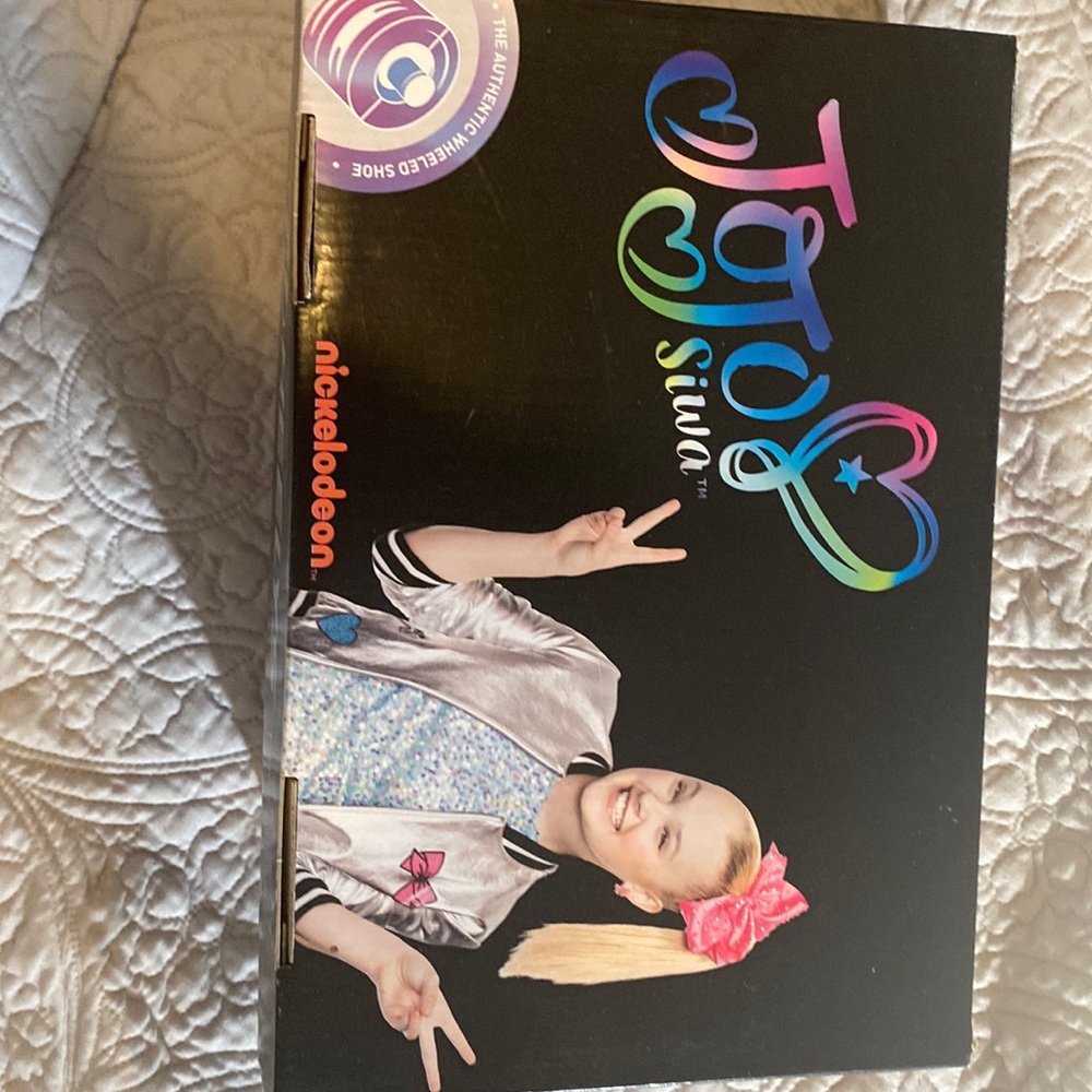Brand new never worn JoJo Siwa Heelys